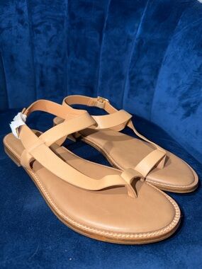 Cushionaire Lennox Women’s Tan Toe-Loop Sandals Size 11W